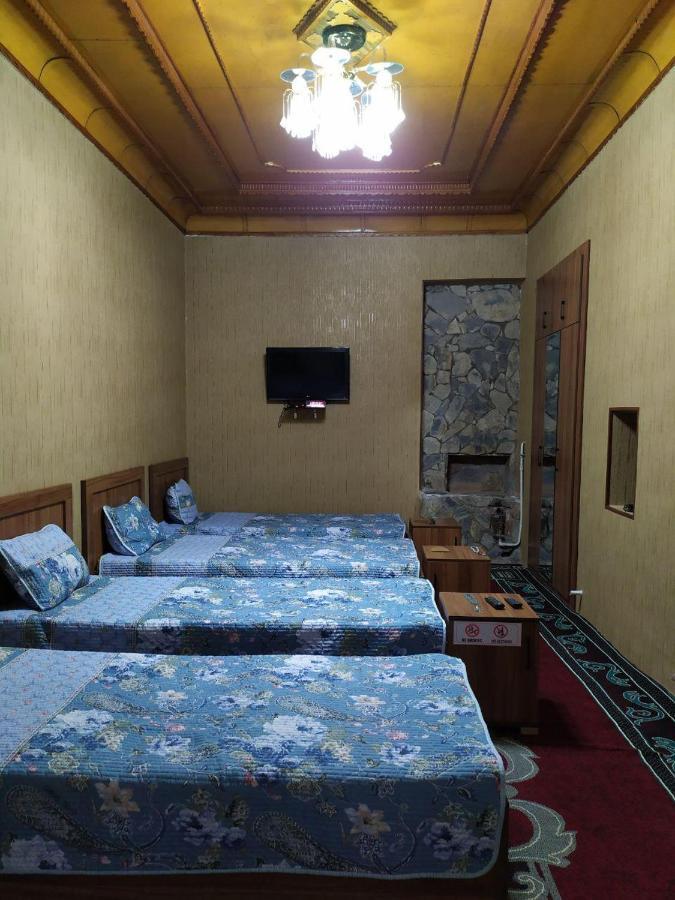 Uvaysiy Family Guest House Marghilon Exteriör bild